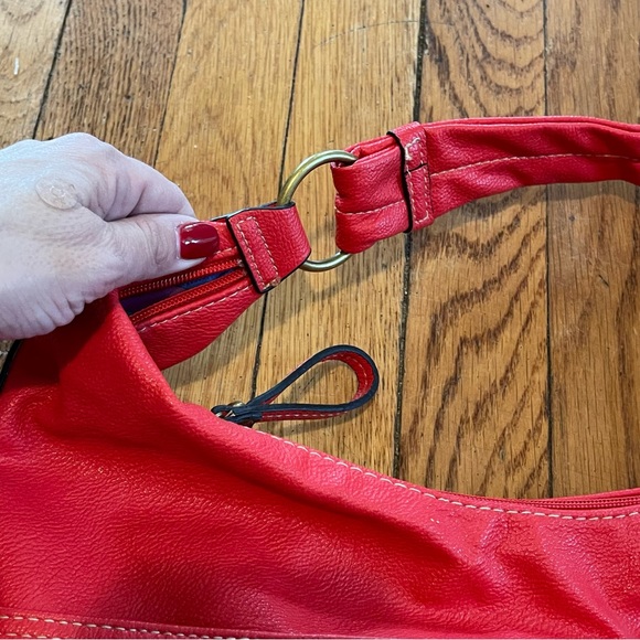 Red Merona Purse - Picture 4 of 10